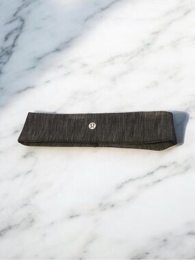 Lululemon Fly Away Tamer Headband – Gray (BNWOT)